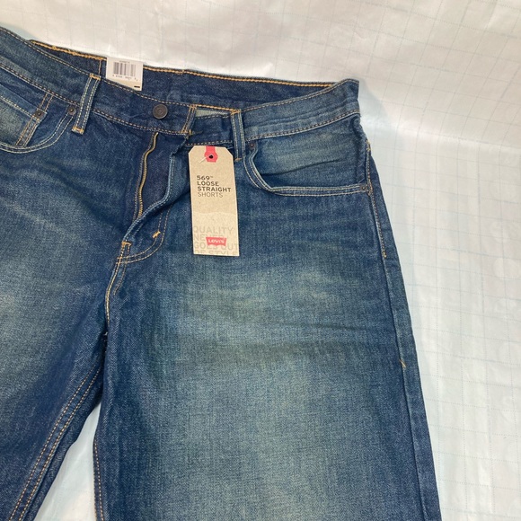 Levi's Men's 569 Loose Straight Denim Shorts W 32 L 23” - Picture 2 of 10